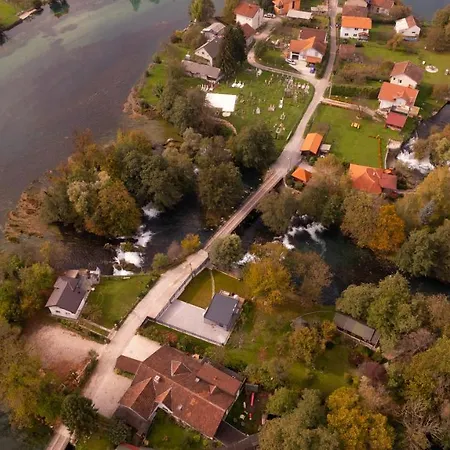 Waterfall Glamping * Bihac