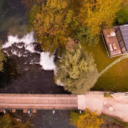 Waterfall Glamping Holiday home Bihac
