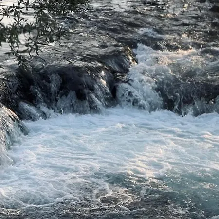 Waterfall Glamping * Bihać